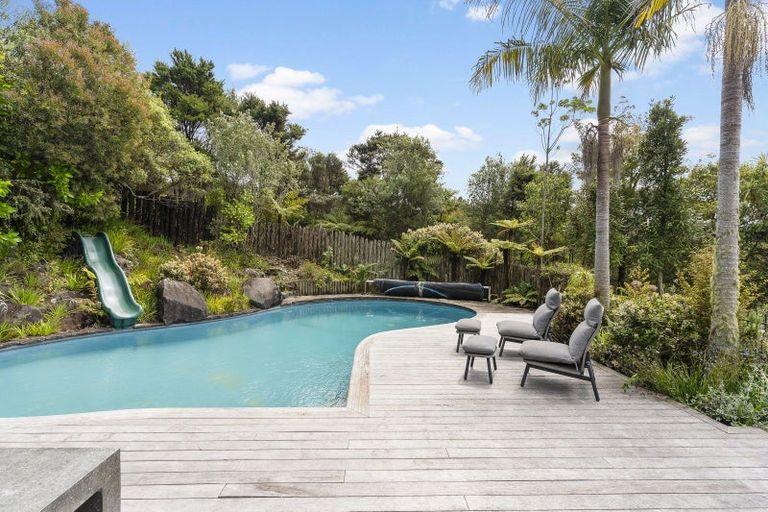 Photo of property in 361i Paremoremo Road, Paremoremo, Auckland, 0632