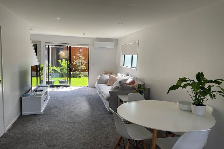 Photo of property in 8/79 Taikata Road, Te Atatu Peninsula, Auckland, 0610