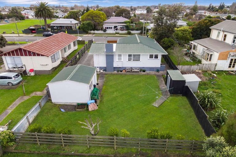 Photo of property in 13 Russell Street, Marton, 4710