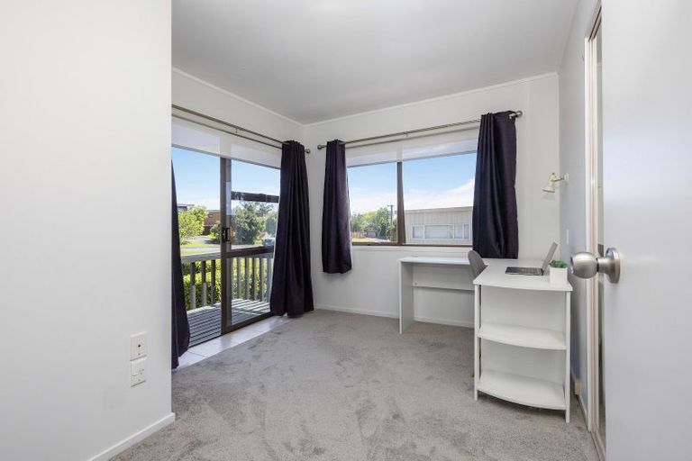 Photo of property in 219 Royal Road, Massey, Auckland, 0614