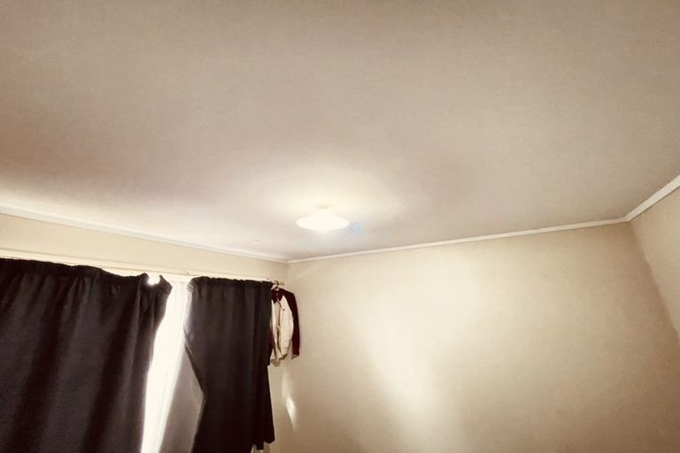 Photo of property in 5 President Avenue, Papakura, 2110