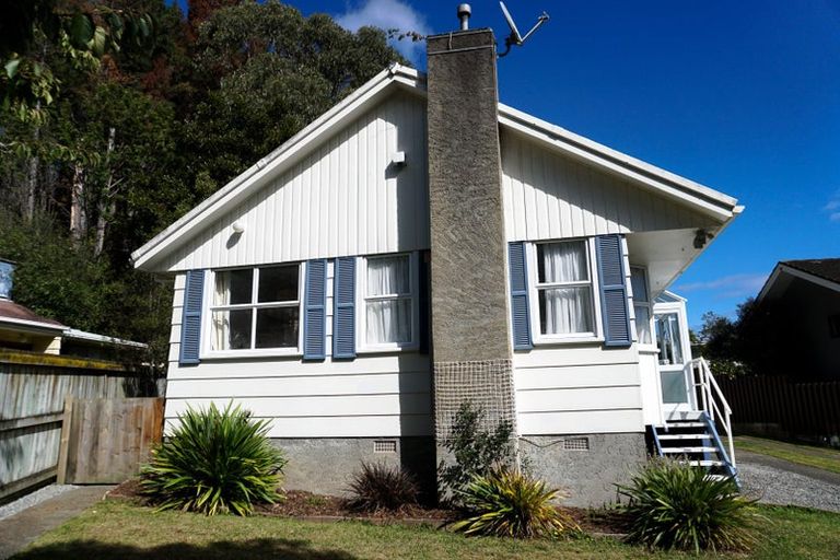 Photo of property in 30 Mamaku Street, Paraparaumu, 5032