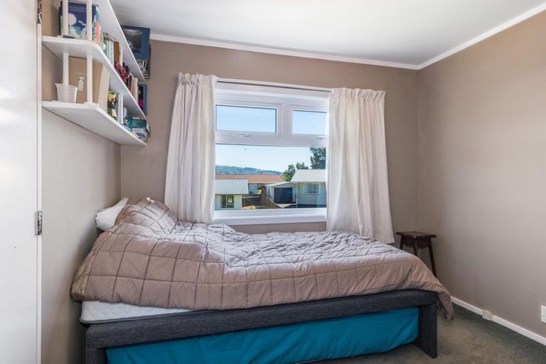 Photo of property in 14 The Bollard, Whitby, Porirua, 5024