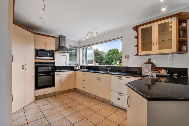 Photo of property in 6 Fantham Street, Hawera, 4610