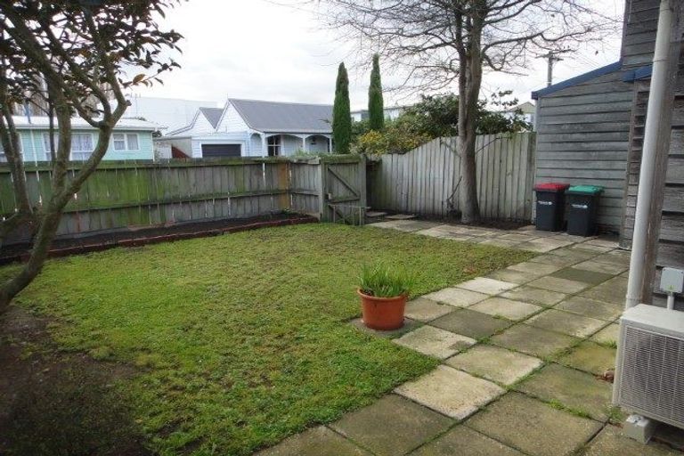 Photo of property in 2/66 Clare Road, St Albans, Christchurch, 8014