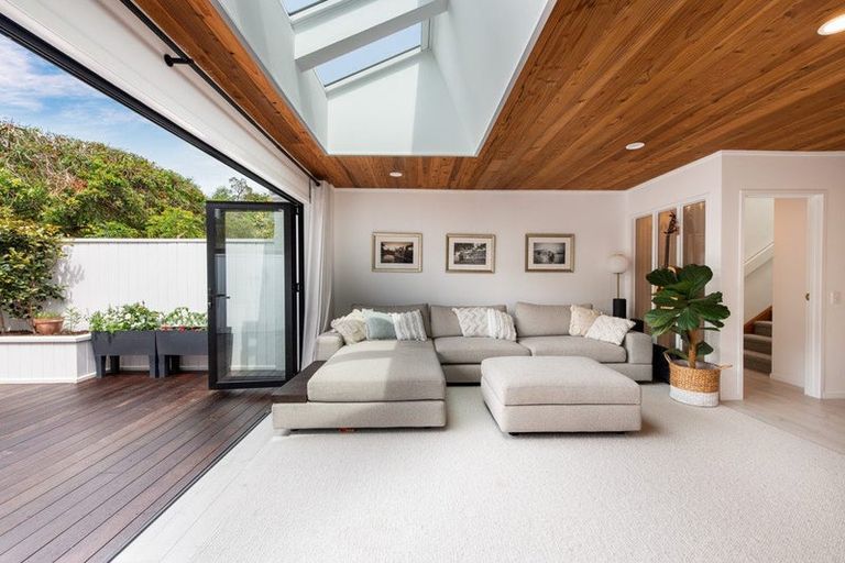 Photo of property in 1/5 Park Avenue, Takapuna, Auckland, 0622