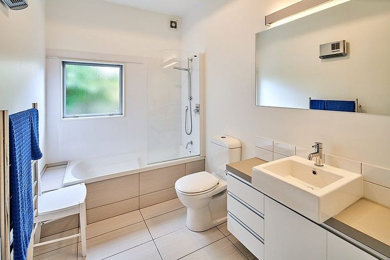 Photo of property in 3 Saddleback Grove, Karori, Wellington, 6012