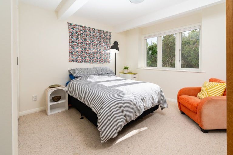 Photo of property in 167 Totara Road, Miramar, Wellington, 6022