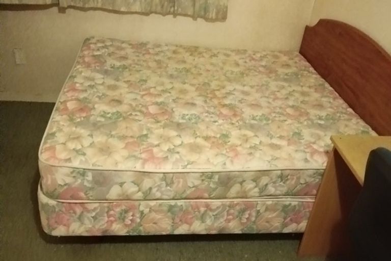 Photo of property in 15 Lewis Road, Pakuranga, Auckland, 2010