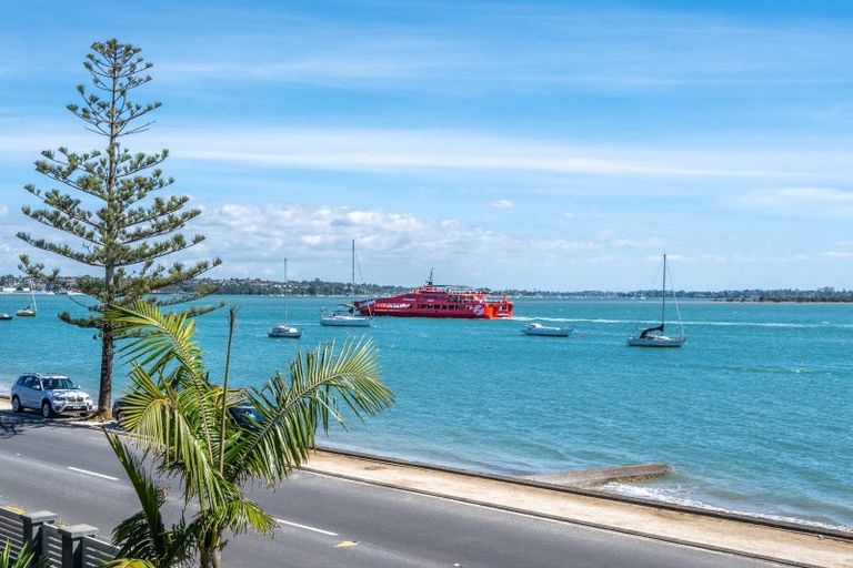 Photo of property in 8a The Parade, Bucklands Beach, Auckland, 2012