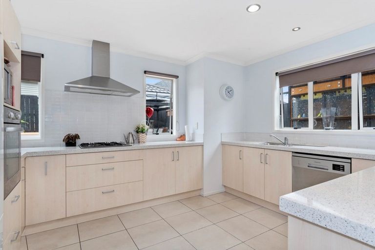 Photo of property in 94 Landing Drive, Pyes Pa, Tauranga, 3112