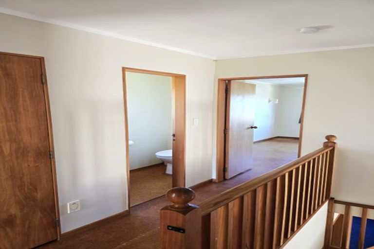 Photo of property in 58 Welcome Bay Road, Welcome Bay, Tauranga, 3112