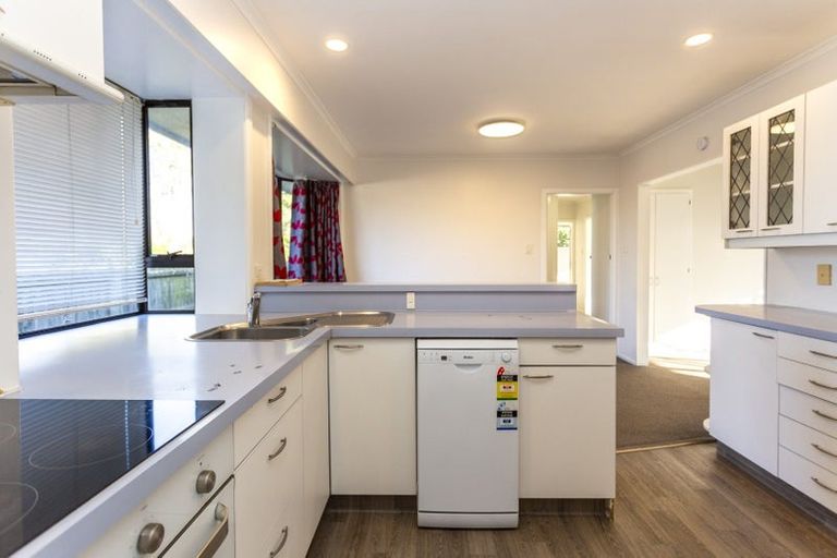 Photo of property in 3 Siska Place, Upper Riccarton, Christchurch, 8041