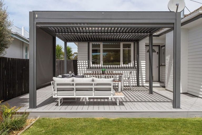 Photo of property in 59 Pacific Road, North New Brighton, Christchurch, 8083