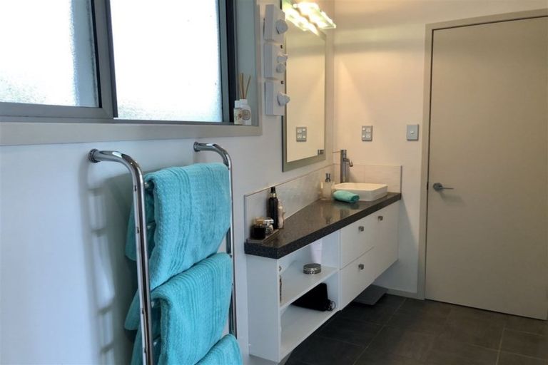 Photo of property in 37a Mount Avenue, Pauanui, Hikuai, 3579