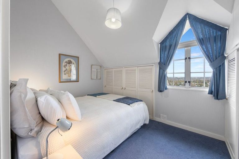 Photo of property in 2/27 Lookaway Place, Huntsbury, Christchurch, 8022