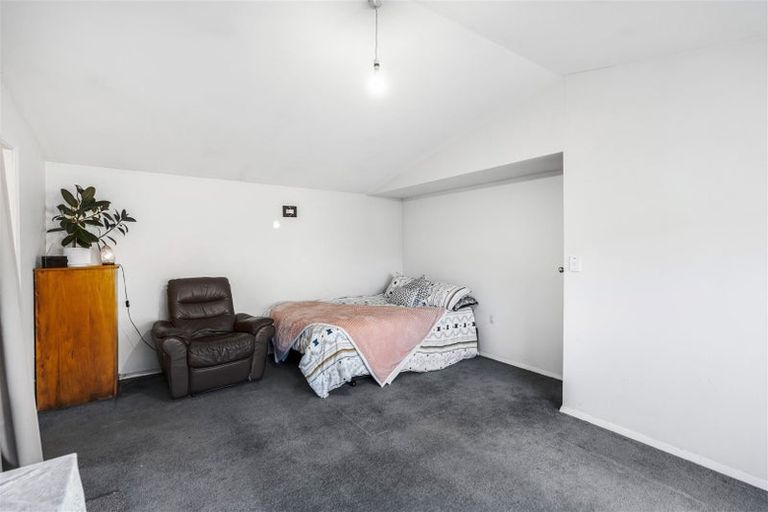 Photo of property in 327 Ferry Road, Waltham, Christchurch, 8011