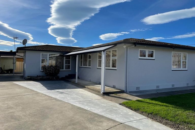 Photo of property in 28 Howard Road, Taradale, Napier, 4112