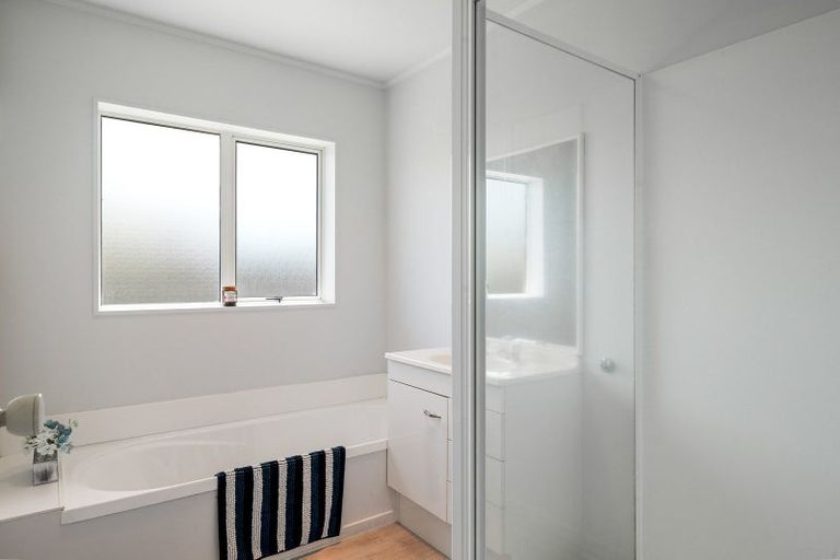 Photo of property in 27b Essex Street, Levin, 5510