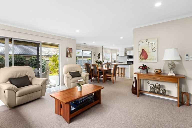 Photo of property in 50d Puketapu Road, Taradale, Napier, 4112