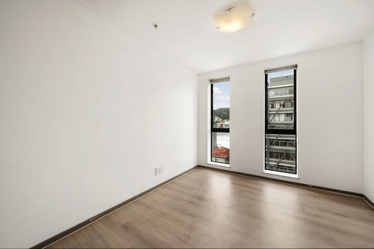Photo of property in Dual Apartments, 506/142 Vivian Street, Te Aro, Wellington, 6011