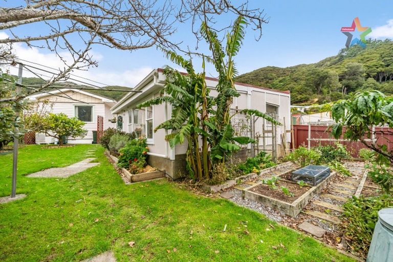 Photo of property in 10 Cleary Street, Waterloo, Lower Hutt, 5011
