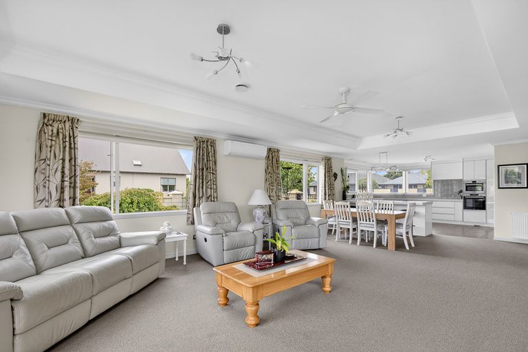 Photo of property in 10 Larch Crescent, Alexandra, 9320
