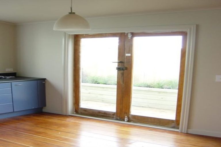 Photo of property in 49 Rintoul Street, Newtown, Wellington, 6021