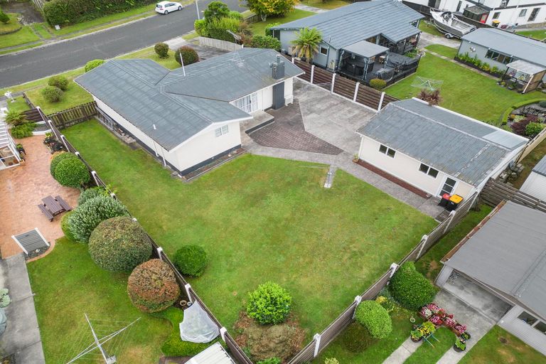 Photo of property in 3 Waianiwa Place, Tokoroa, 3420