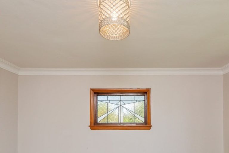 Photo of property in 10 Seyton Street, Stratford, 4332