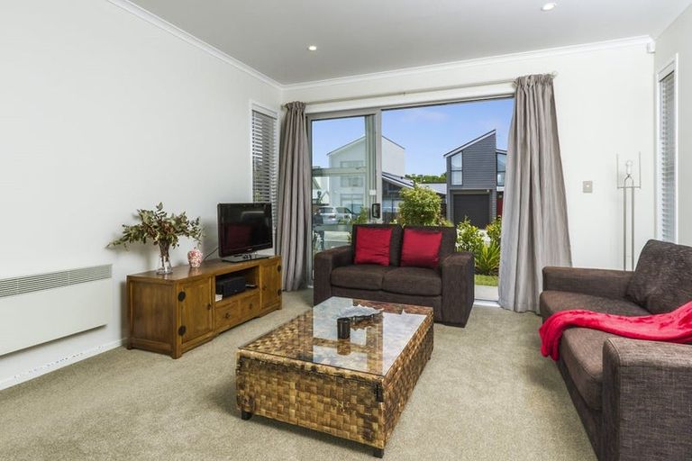 Photo of property in 41 Liquidambar Drive, Hobsonville, Auckland, 0616