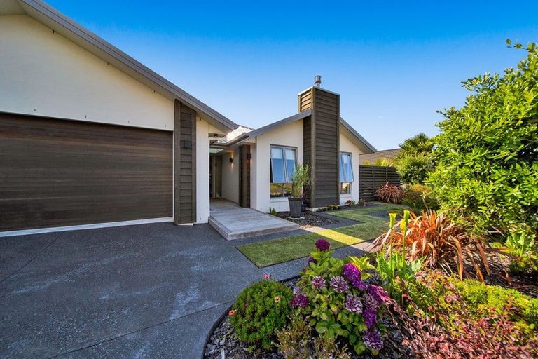 Photo of property in 81 Dillon Drive, Bell Block, New Plymouth, 4312