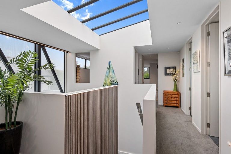 Photo of property in 44d Glandovey Road, Fendalton, Christchurch, 8052