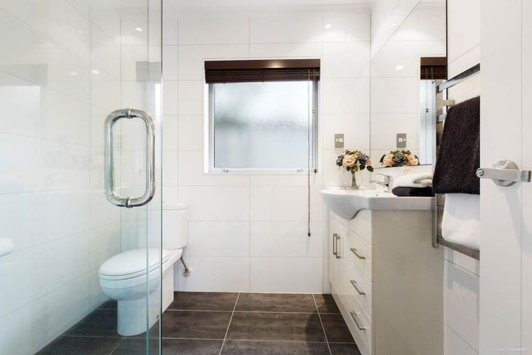 Photo of property in 10 Coolaghy Drive, Flat Bush, Auckland, 2019