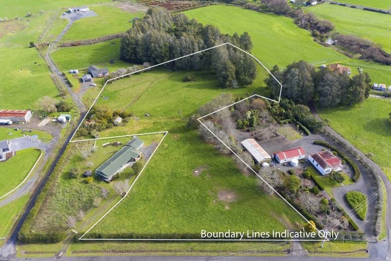 Photo of property in 1/69 Mckenzie Road, Mangere Bridge, Auckland, 2022