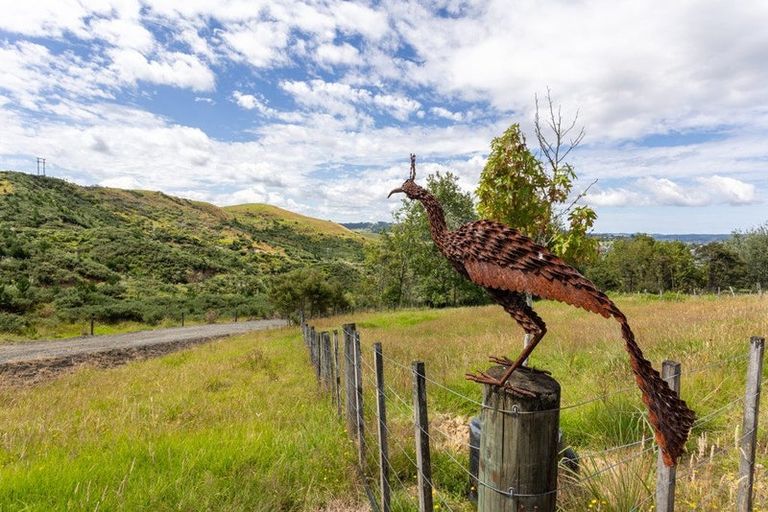 Photo of property in 38b Pipitiwai Drive, Helensville, Kaukapakapa, 0871
