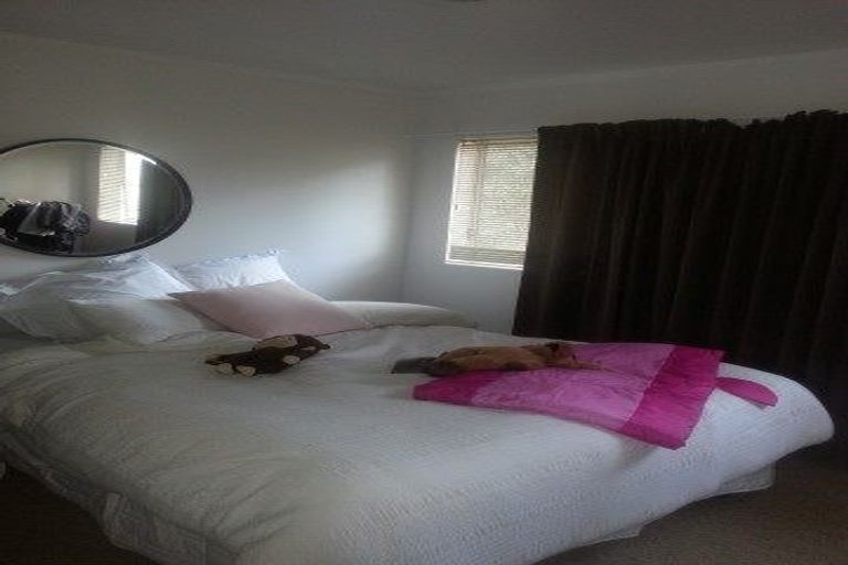 Photo of property in 112 Leeward Drive, Whitby, Porirua, 5024