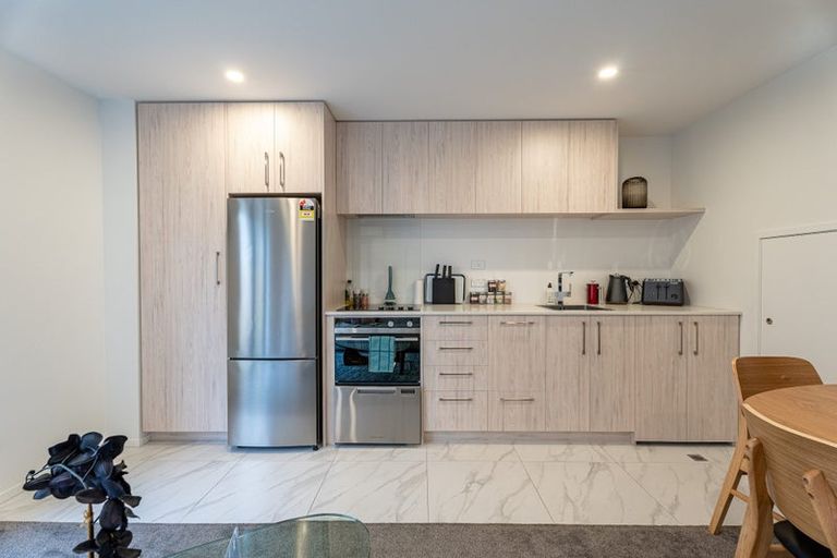 Photo of property in 2/196 Worcester Street, Christchurch Central, Christchurch, 8011