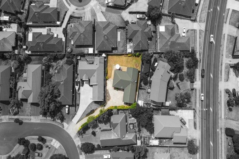 Photo of property in 32 Cranbrook Place, Rototuna North, Hamilton, 3210