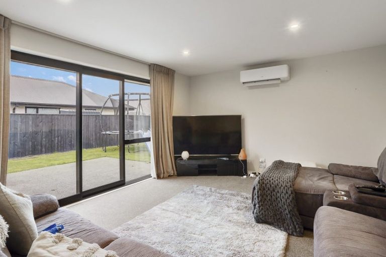 Photo of property in 10 Godley Place, Woodend, 7610