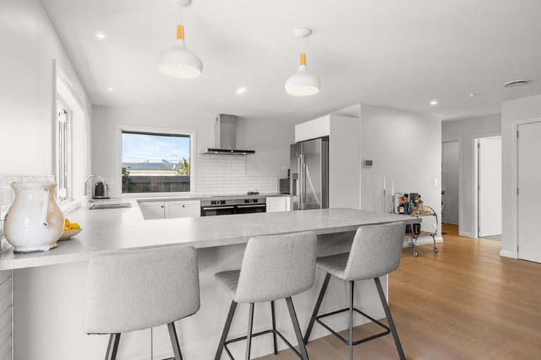 Photo of property in 174 Langdons Road, Northcote, Christchurch, 8052