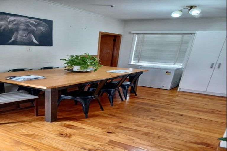 Photo of property in 21 Princess Street, Te Puke, 3119