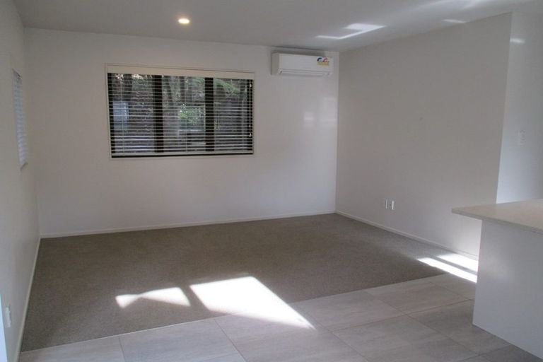 Photo of property in 20d Konini Road, Titirangi, Auckland, 0604