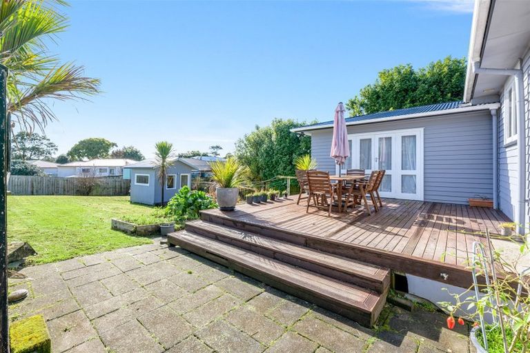 Photo of property in 7 Harrington Road, Henderson, Auckland, 0610