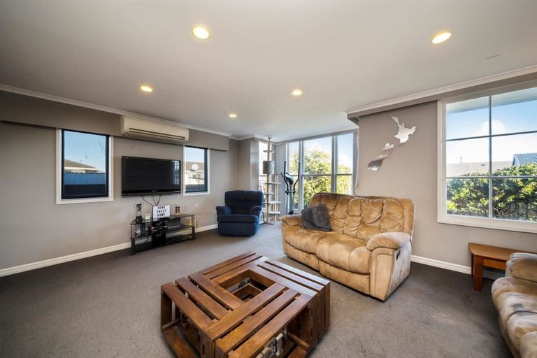 Photo of property in 8 Koromiko Avenue, Hawera, 4610