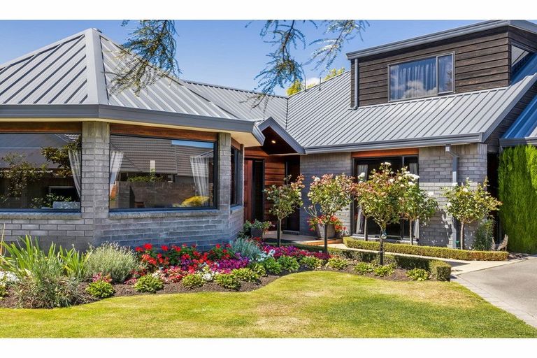 Photo of property in 3 Van Dieman Close, Templeton, Christchurch, 8042