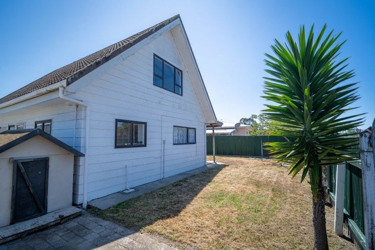 Photo of property in 247 Flaxmere Avenue, Flaxmere, Hastings, 4120