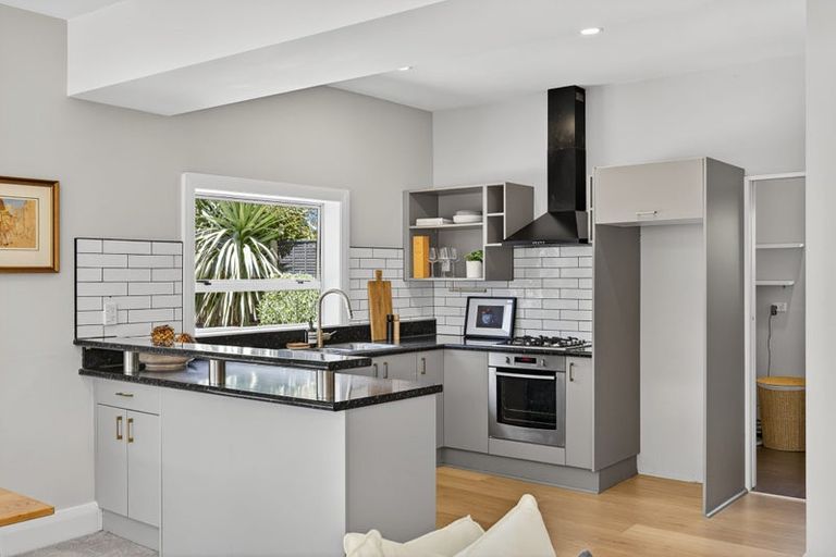 Photo of property in 74 Severn Street, St Albans, Christchurch, 8014