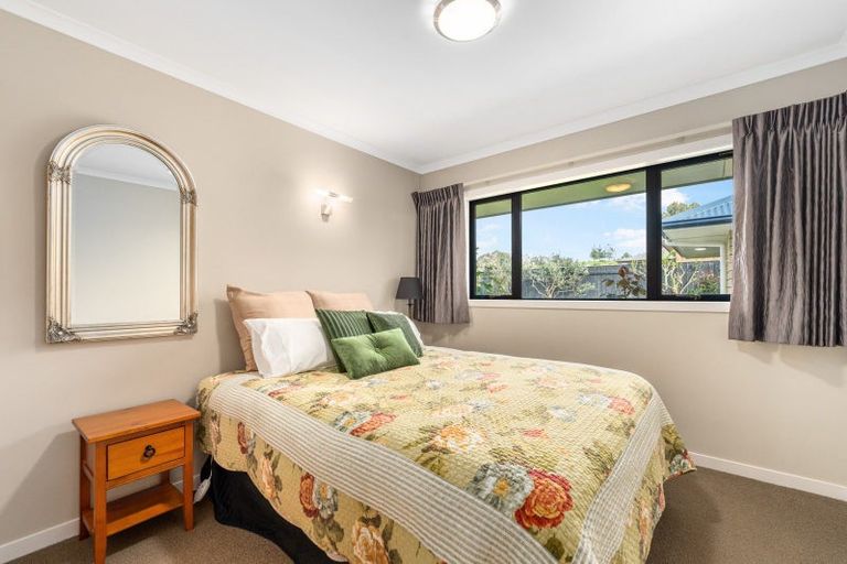 Photo of property in 32 Ursula Drive, Feilding, 4702