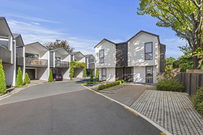 Photo of property in 14u1 Abbotsford Street, Whitiora, Hamilton, 3200